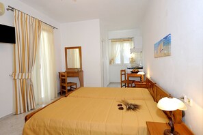 Room - Kymata Studios (Milos)