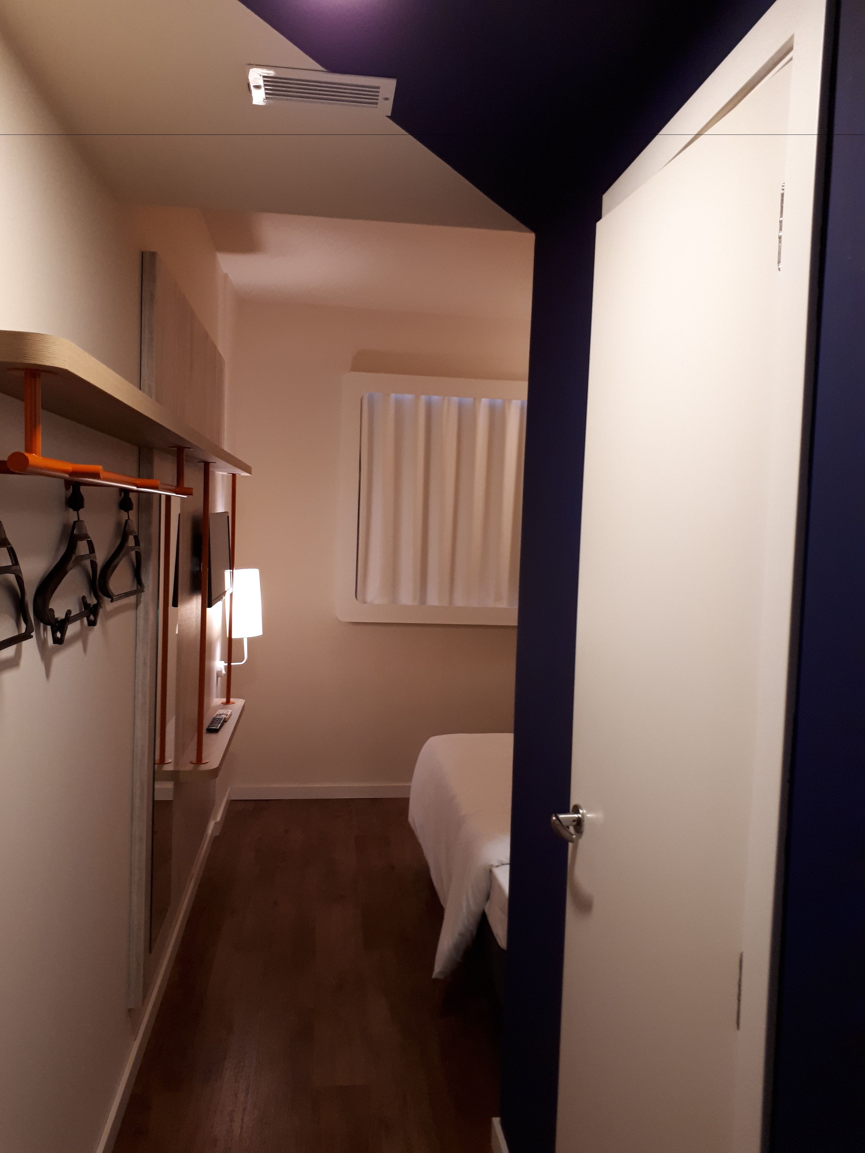 desk, blackout curtains, soundproofing, free cots/infant beds