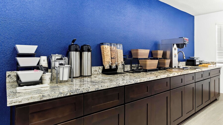 SureStay by Best Western Groves