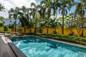 Outdoor pool - Hoa Co Villas (Da Nang)