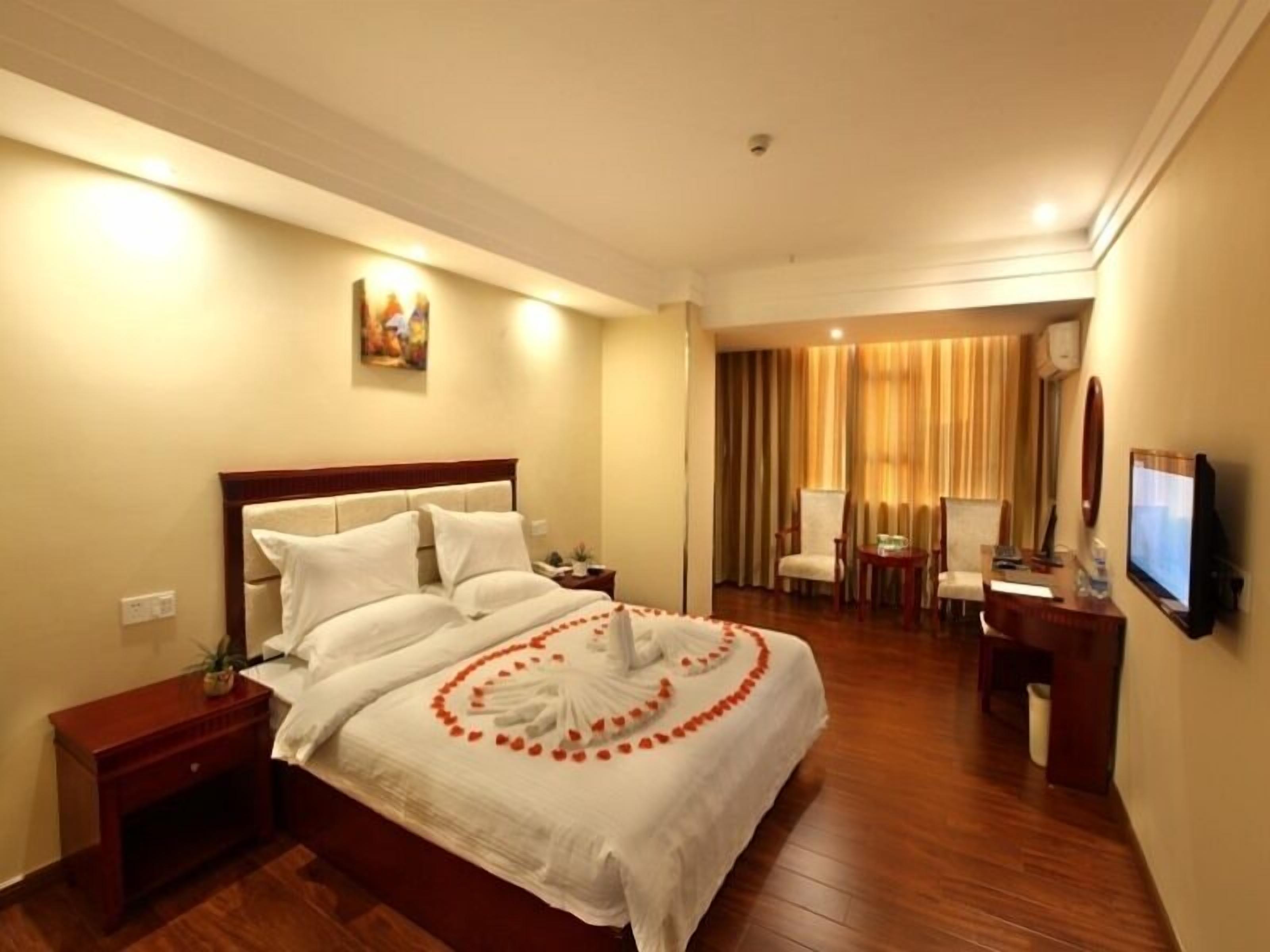 Foto - GreenTree Inn SanYa Jiyang Dist YaLongWan YingBin Ave Hotel