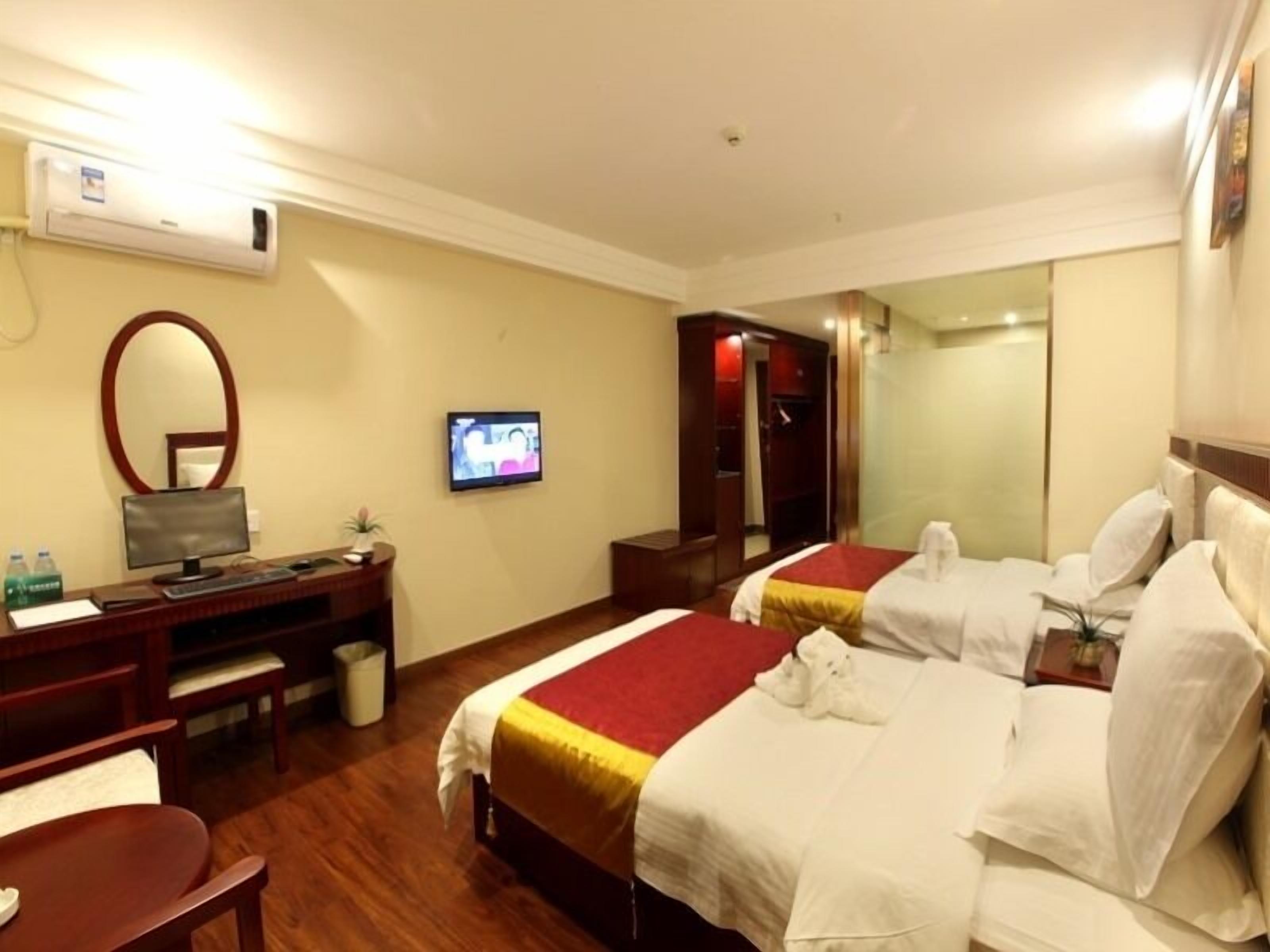 Foto - GreenTree Inn SanYa Jiyang Dist YaLongWan YingBin Ave Hotel