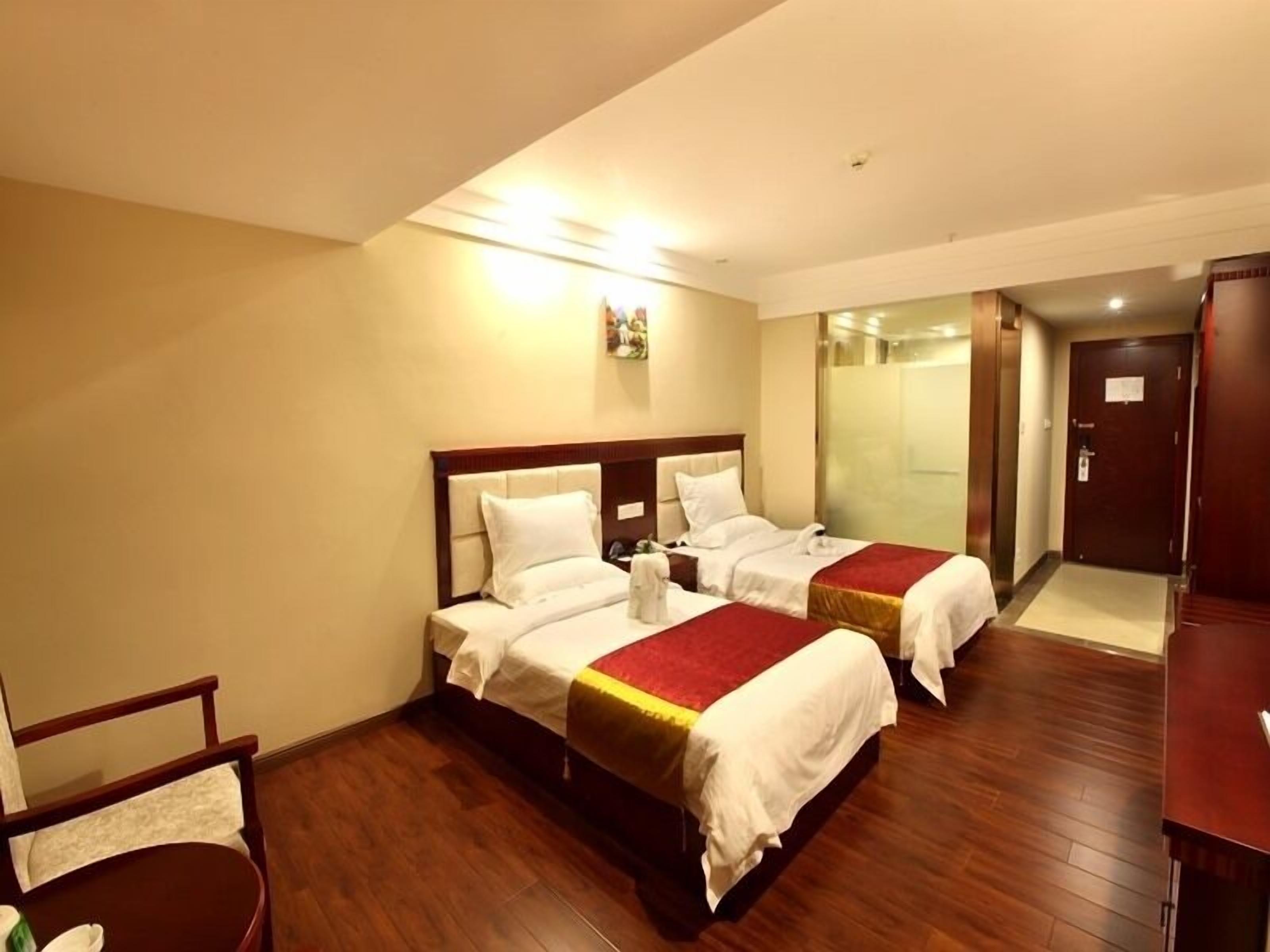 Foto - GreenTree Inn SanYa Jiyang Dist YaLongWan YingBin Ave Hotel