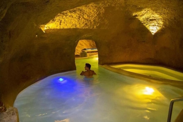 Couples treatment rooms, facials