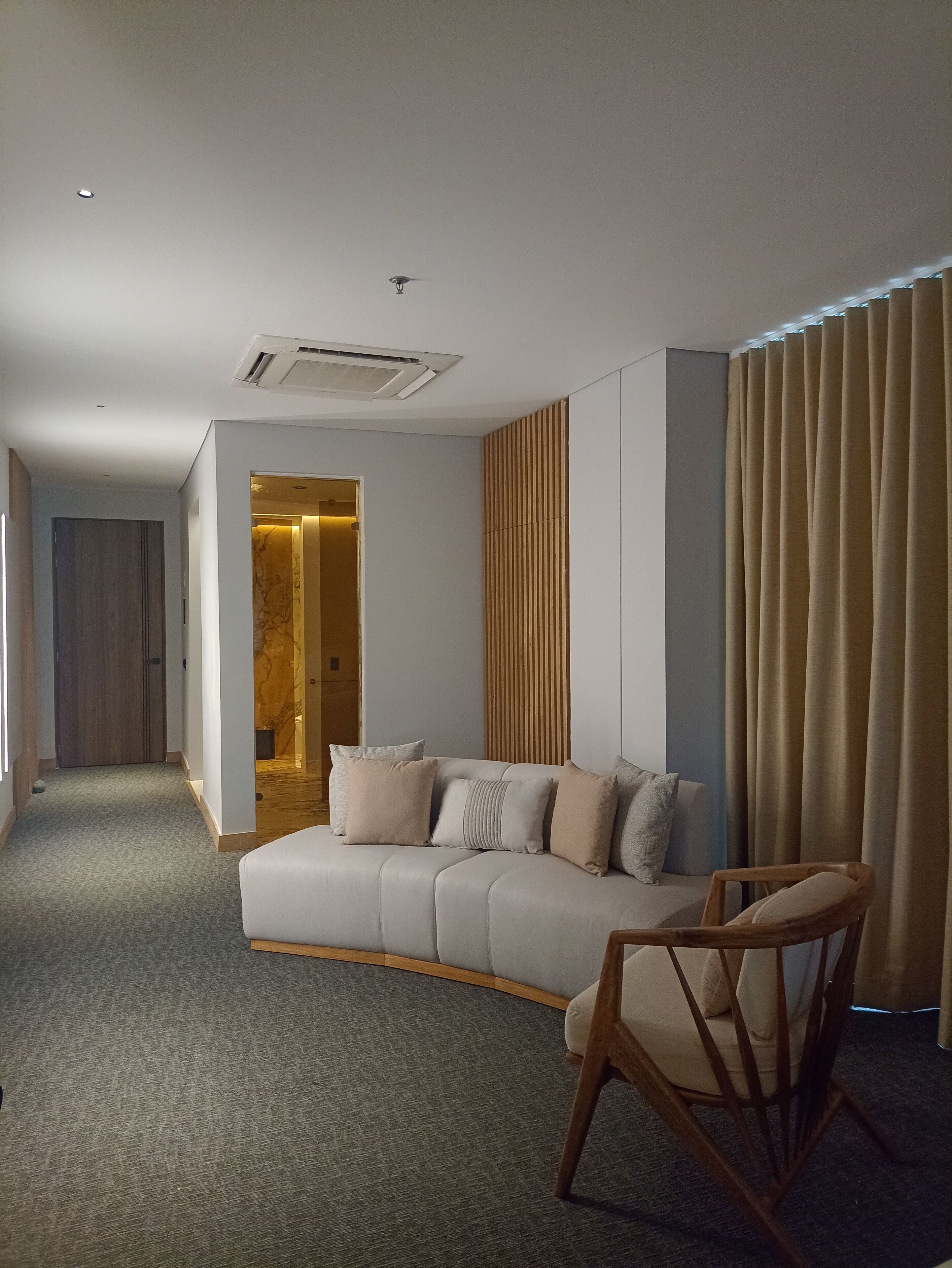 premium room | living area | 45-inch led tv with cable channels