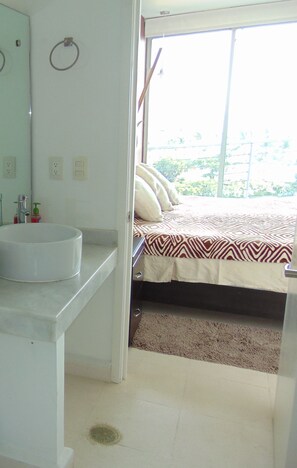 Comfort Apartment, 2 Bedrooms, 2 Bathrooms, Ocean View | Bathroom | Shower, towels - ACQUA NUEVO VALLARTA (Nuevo Nayarit)