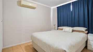 Family Cabin, 2 Bedrooms (Park Home)