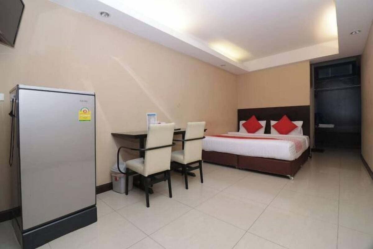 1 bedroom, desk, free WiFi