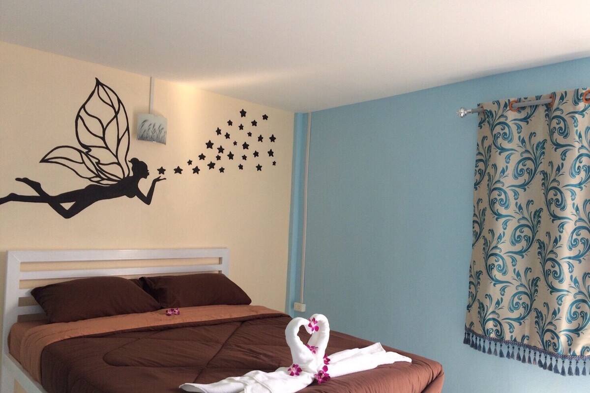 Bungalow | Rollaway beds (surcharge), WiFi (free)