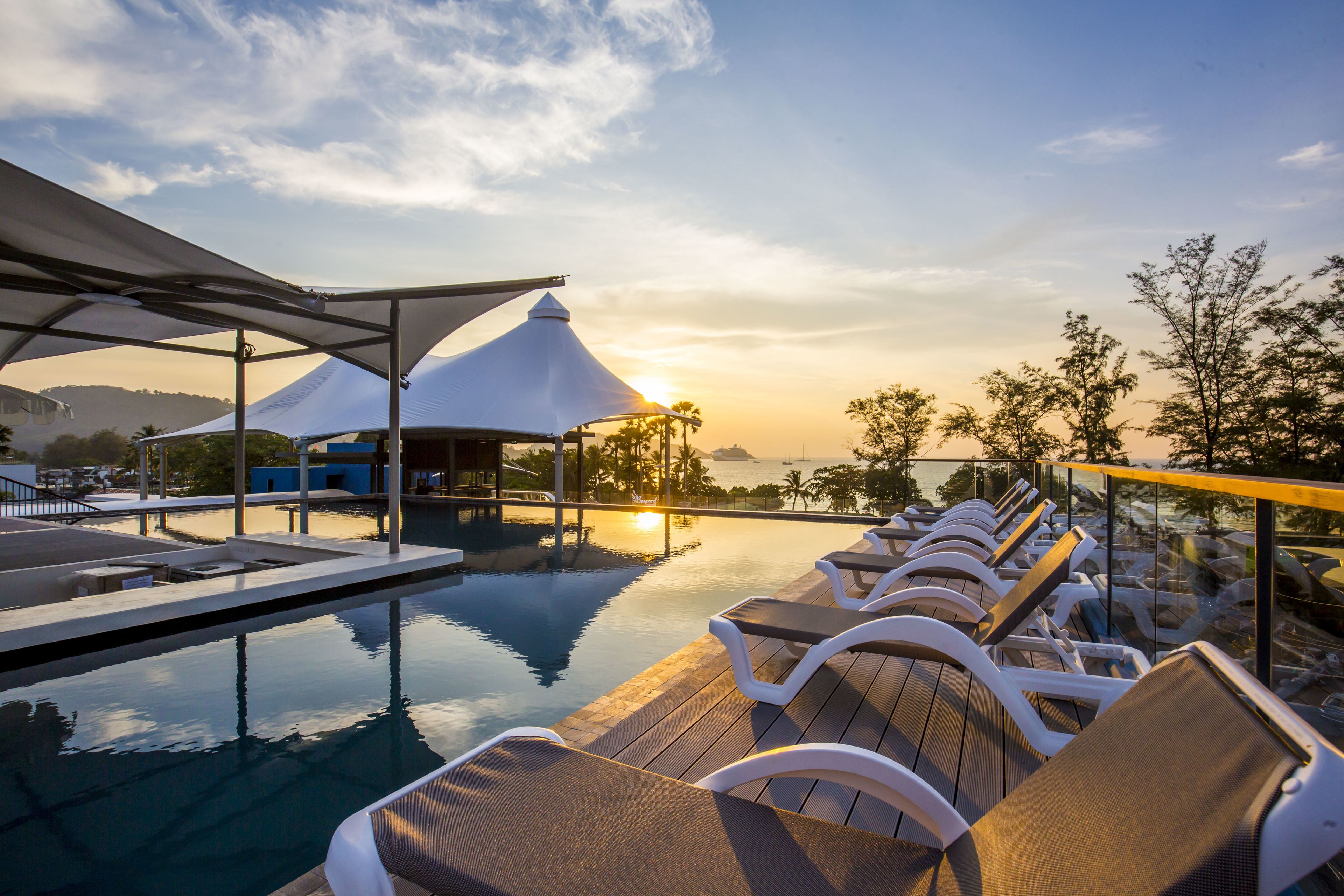 outdoor pool, pool loungers