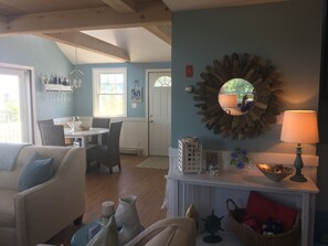 Living area - Wake Up And Enjoy Your Coffee Overlooking Town Neck Beach!!!!! (Sandwich)