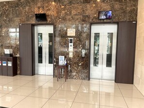 Elevator - Toyoko Inn Niihama Ekimae (Niihama)