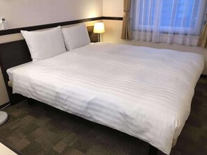 Ropa de cama de alta calidad, edredones de plumas, escritorio
