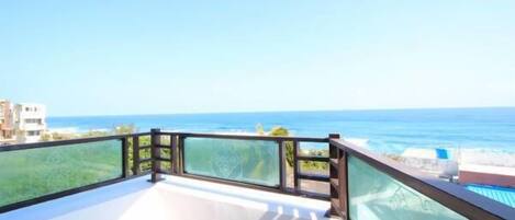 Deluxe Double Room, Beach View (Moon) | Balcony