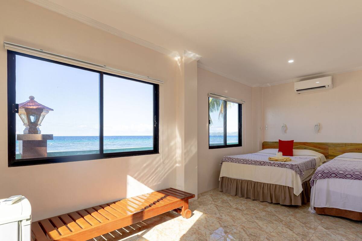 Superior Family Room