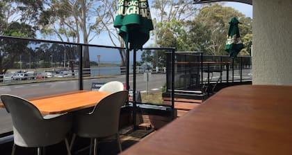 The Wharf Hotel Wynyard