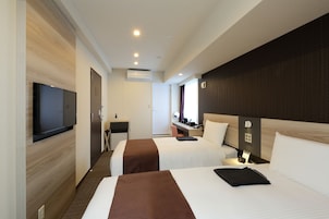 In-room safe, desk, free WiFi, bed sheets