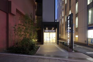 Entrée de l’hébergement