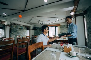 每日供应欧陆式早餐（需付费）