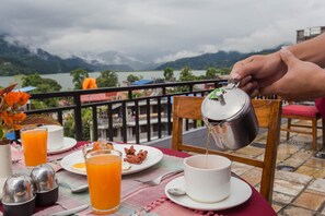 Daily continental breakfast for a fee - Hotel Tulsi (Pokhara)