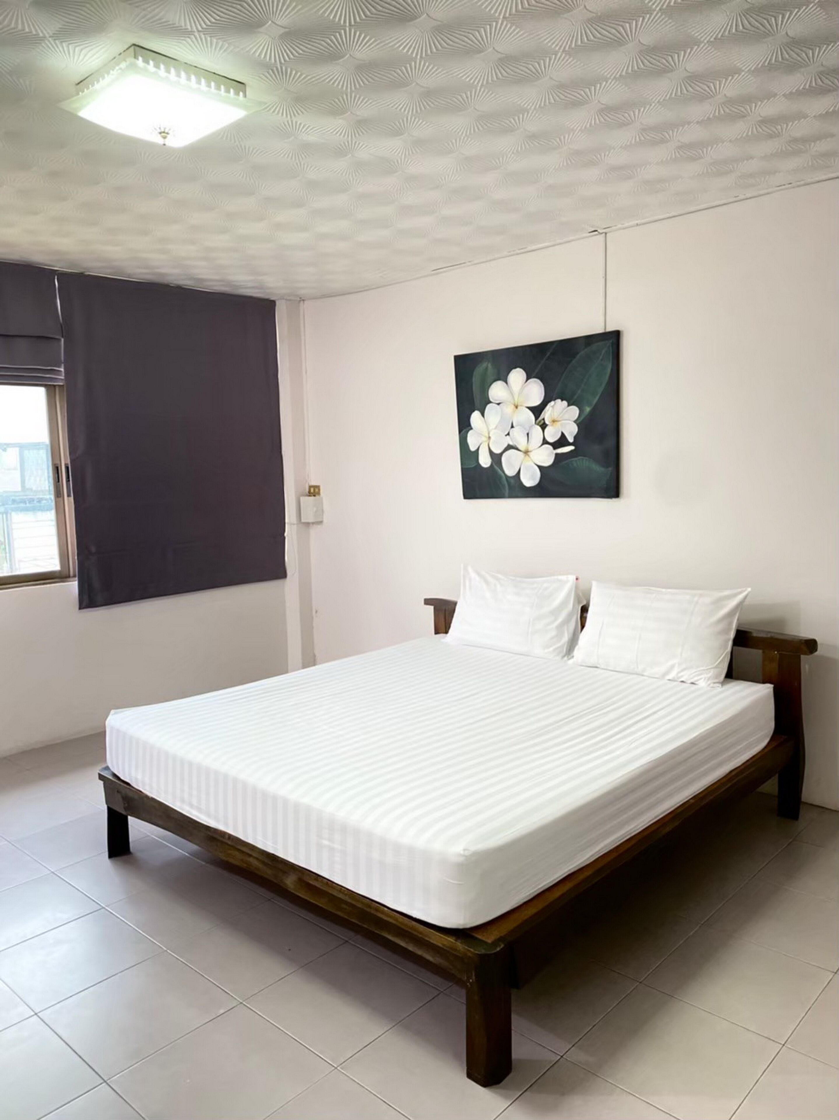 Standard Double Room | Bathroom | Shower, towels, soap, toilet paper