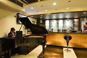 Bar (on property) - The 93 Hotel (Bangkok)