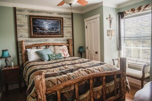 4 habitaciones, tabla de planchar con plancha, wifi y ropa de cama 
