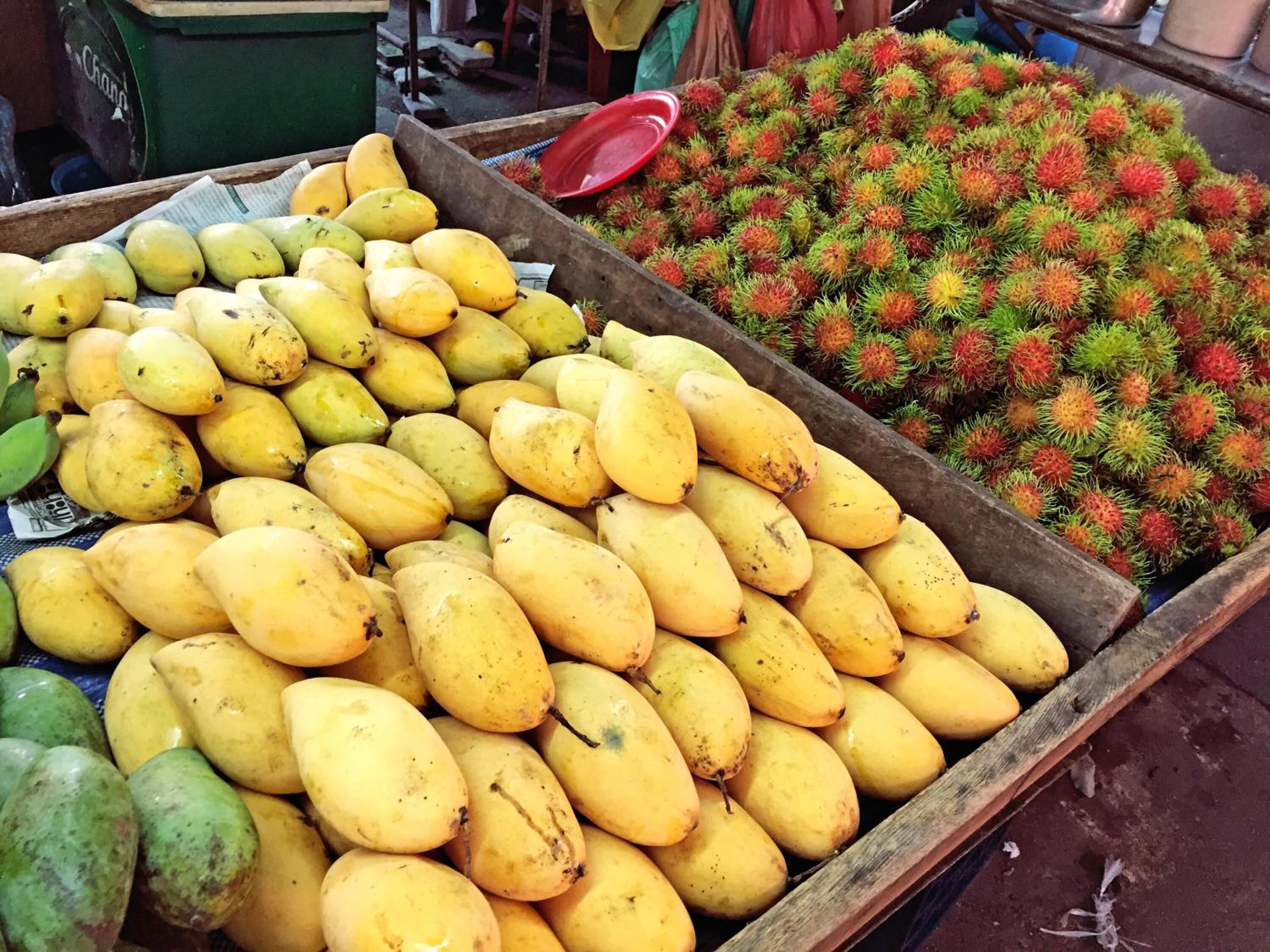 breakfast, lunch, dinner served; thai cuisine