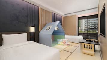 Premium bedding, free minibar, in-room safe, individually decorated