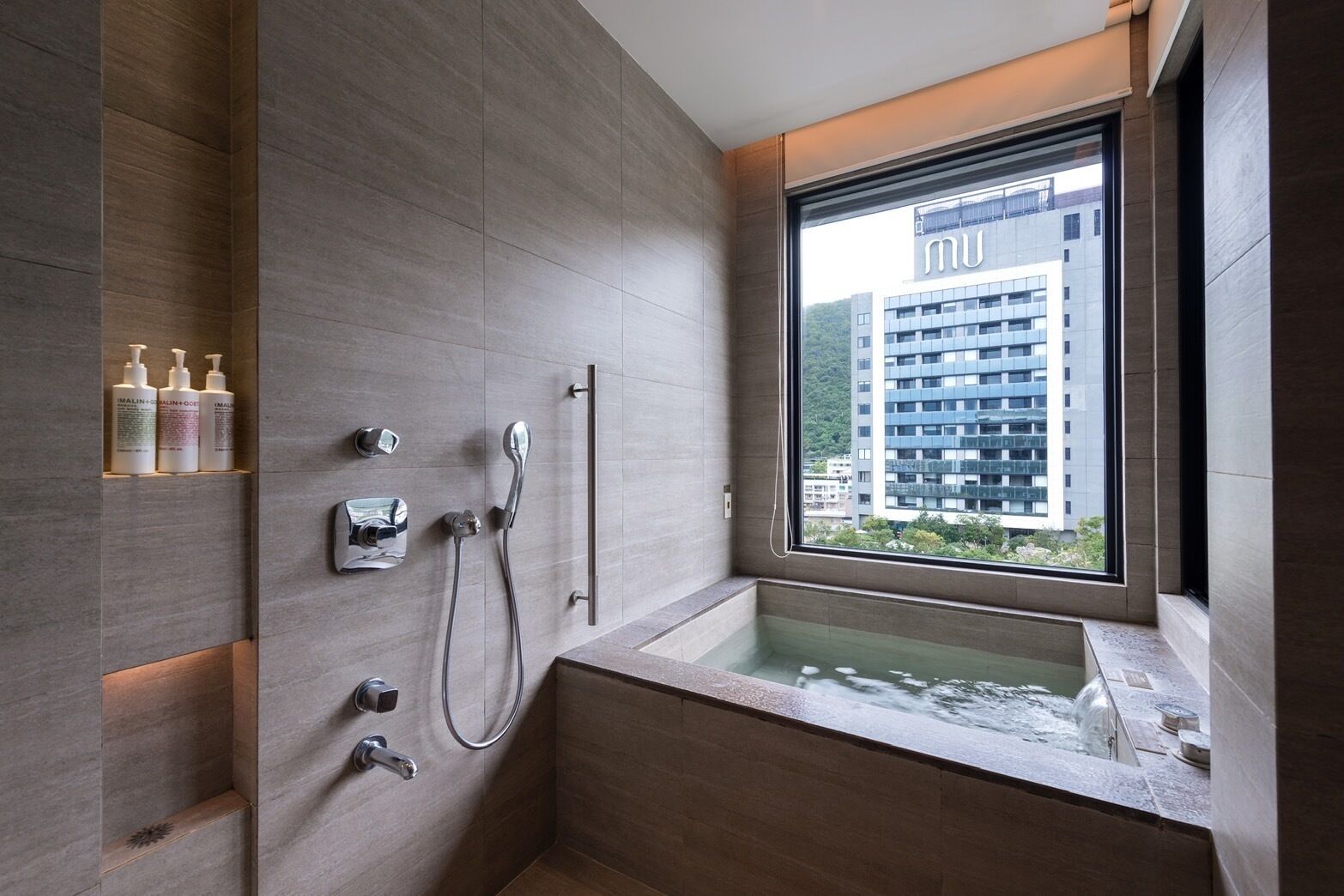 separate bathtub and shower, spring water bathtub, free toiletries