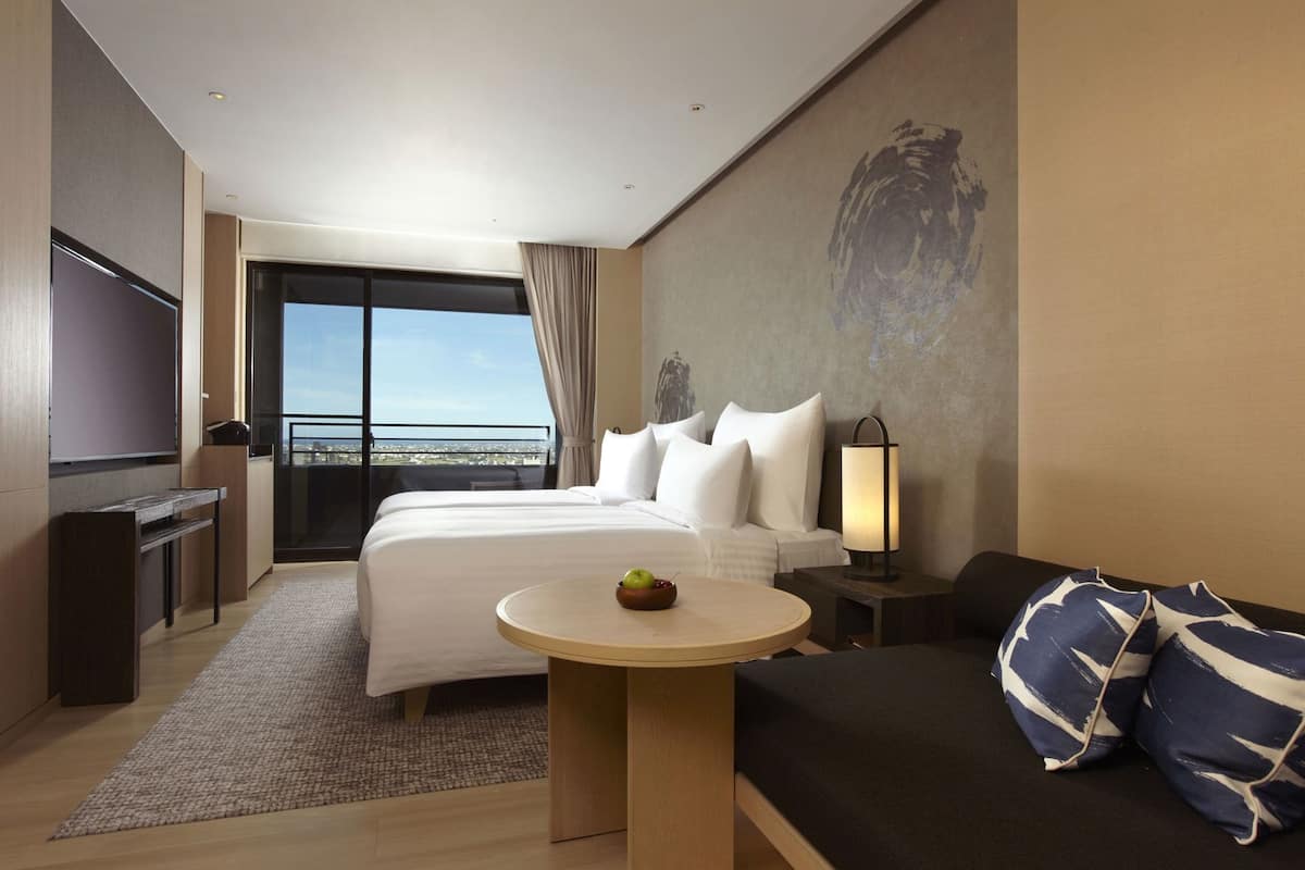 Premium bedding, free minibar, in-room safe, individually decorated
