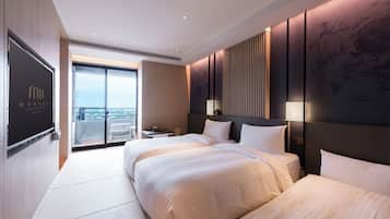 Spring - Japanese Superior Reserve Patio Room - Triple | Premium bedding, free minibar, in-room safe, individually decorated