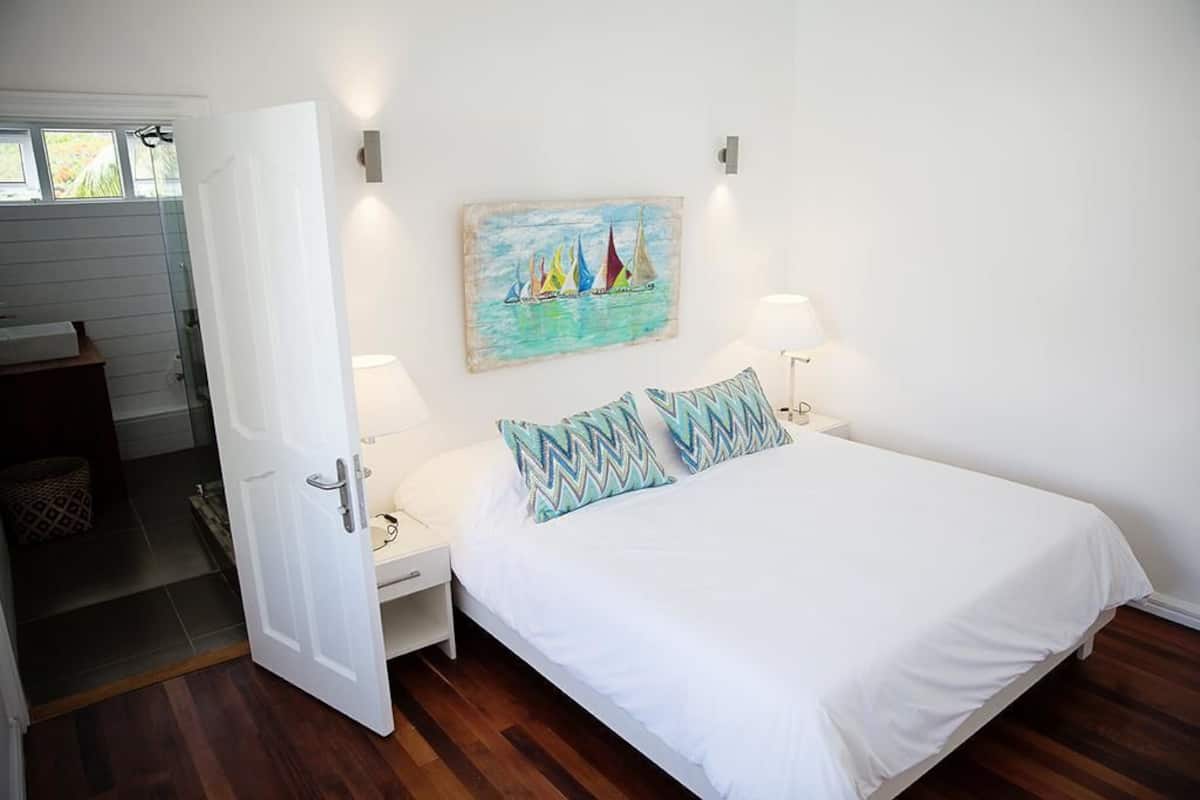 Tweepersoonskamer, uitzicht op zee | Luxe beddengoed, geluiddichte muren, gratis wifi, beddengoed