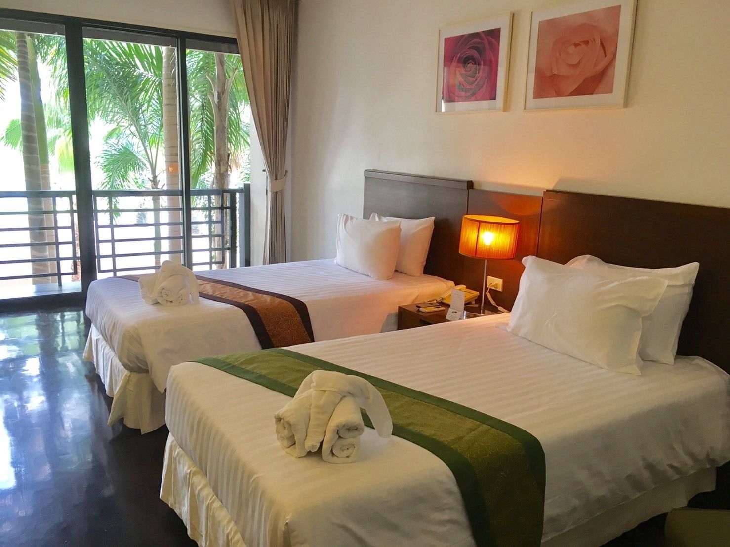 Superior Room | In-room safe, laptop workspace, free WiFi, bed sheets