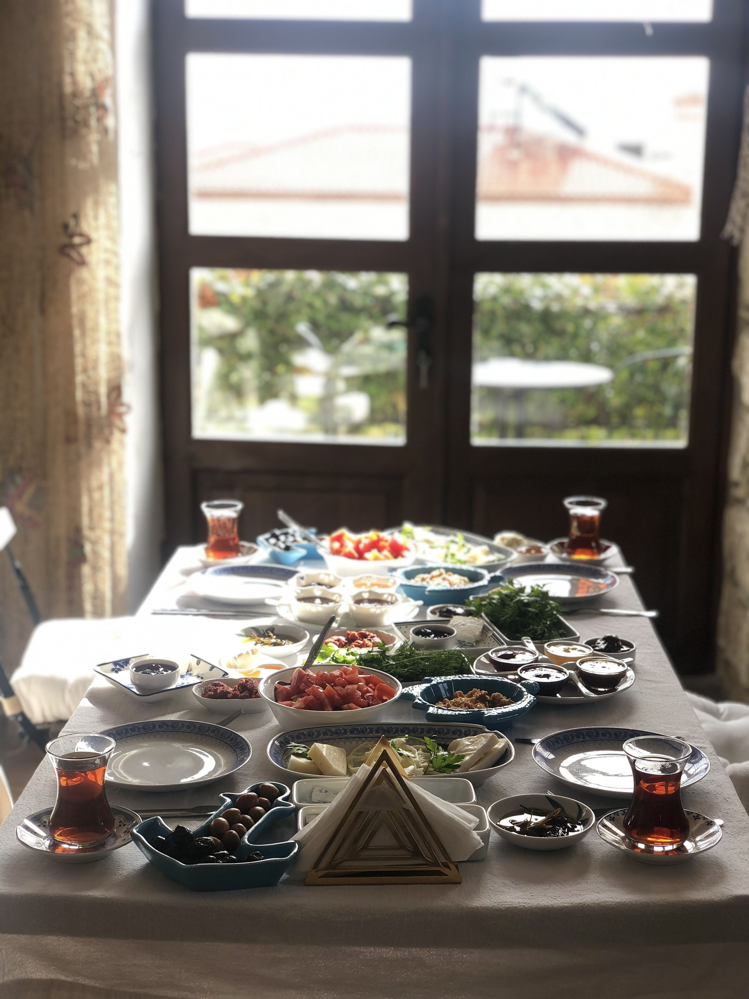 Daily local cuisine breakfast (TRY 500 per person)