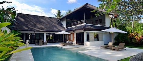 Family Villa, Multiple Bedrooms