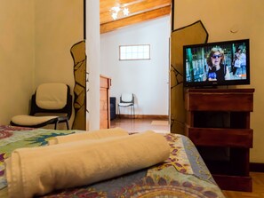 ห้องสวีท, ห้องน้ำในตัว, วิวสวน (Suite Silvia) | อื่นๆ