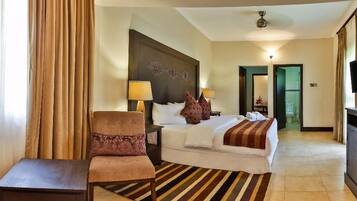 エグゼクティブ シャレー | 高級寝具、ピロートップベッド、ミニバー、セーフティボックス (室内)