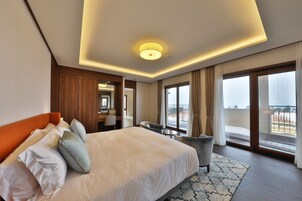 Presidential Suite (Resort) | Individually decorated, individually furnished, blackout drapes