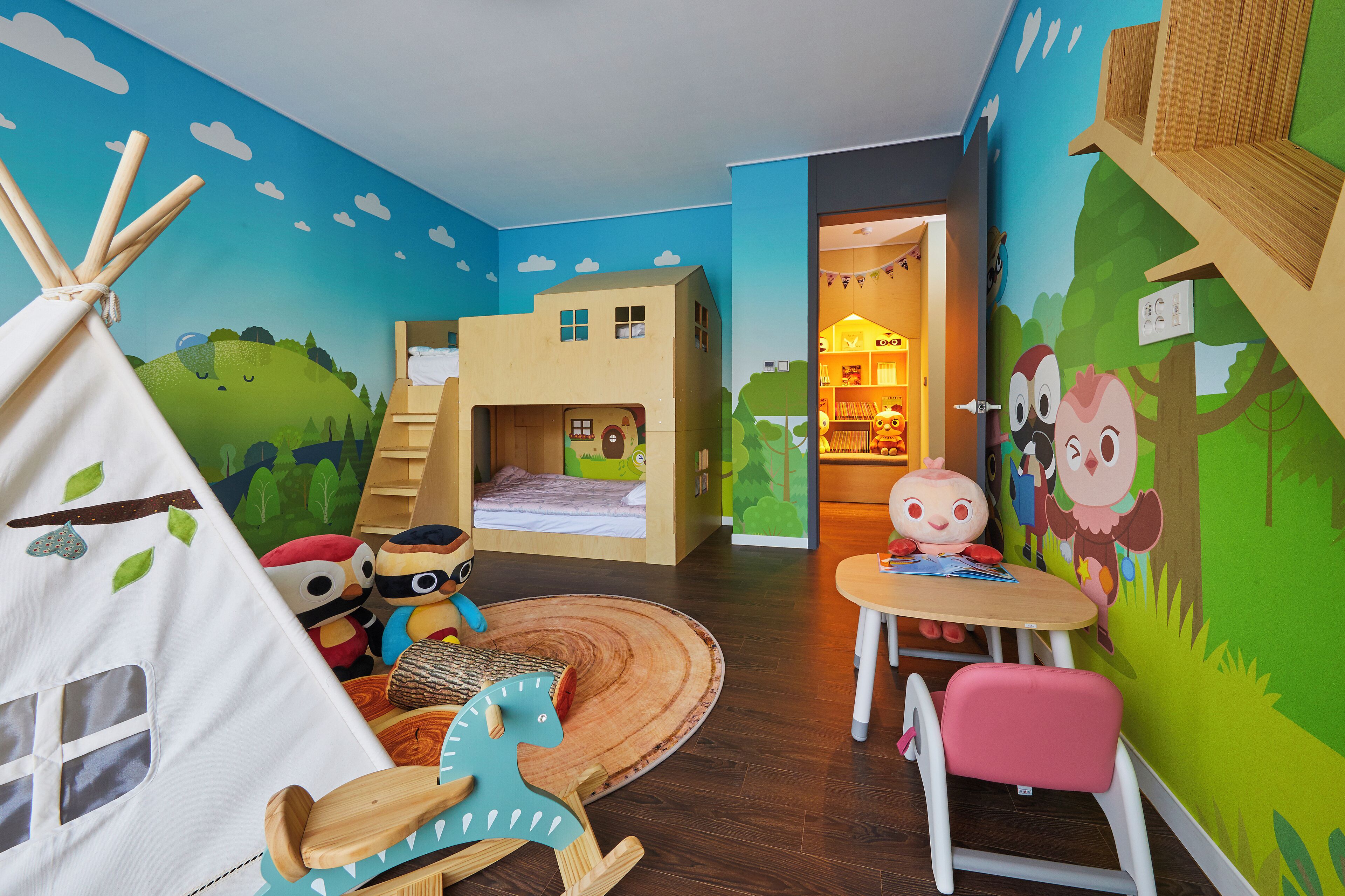 character house (kids room) | individually decorated, individually furnished, blackout curtains