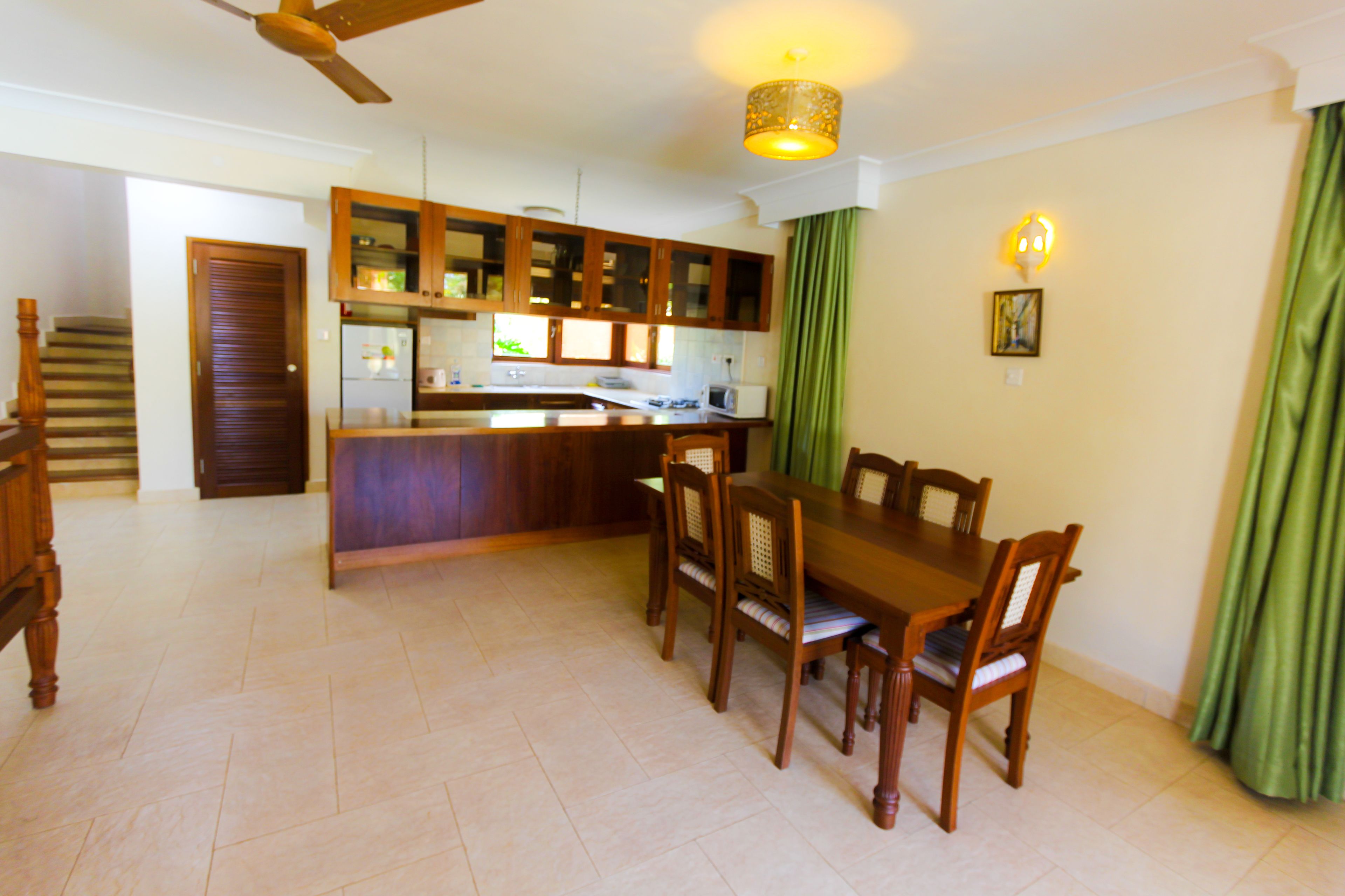 Cofres nos quartos, individualmente decorados