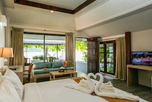 Villa Beachfront Terrace - Sea View | Beach/ocean view