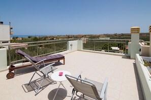 View from room - Athena Villas Olive Grove & Estate (Hersonissos)