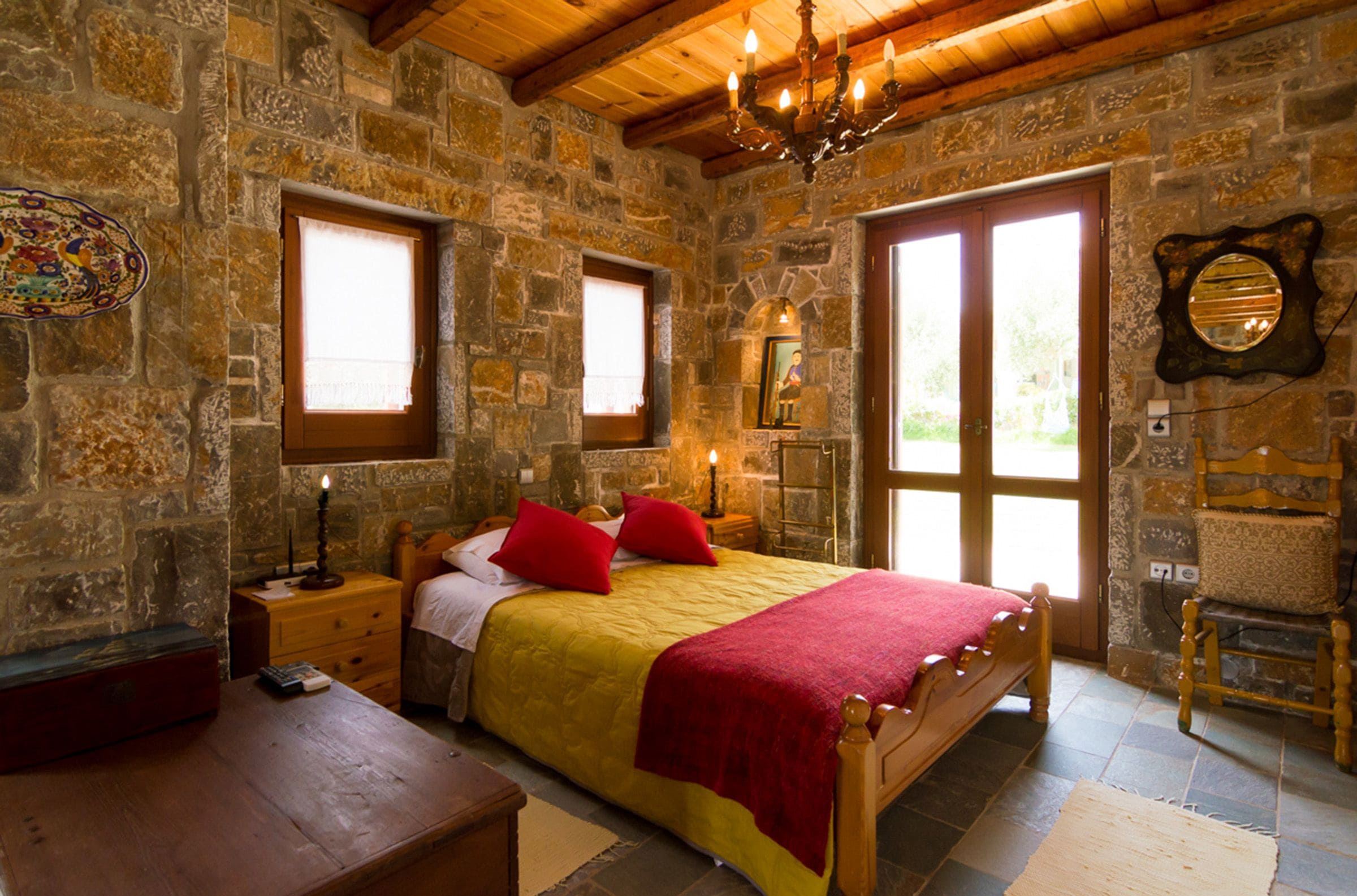 Traditional Stone Studio | 办公桌、熨斗/熨衣板、免费 WiFi、床单