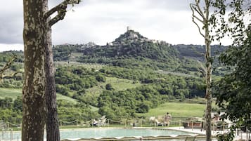 Innenpool, 2 Außenpools