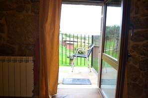 Double Room (Bangueses) | Terrace/patio