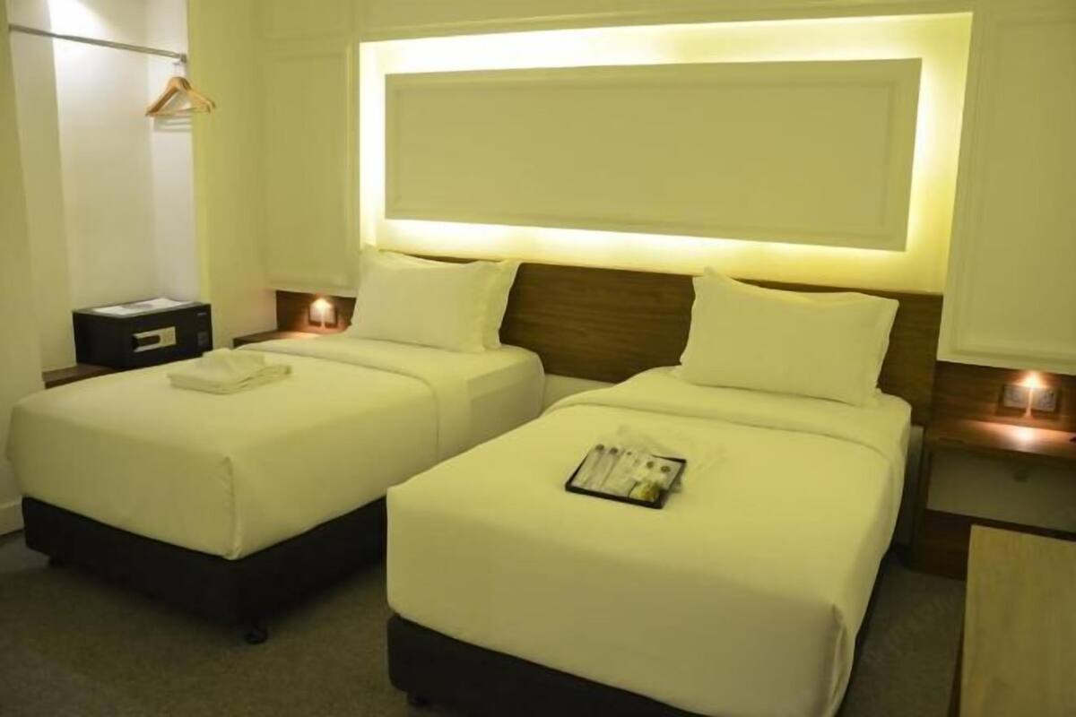 In-room safe, desk, iron/ironing board, free WiFi