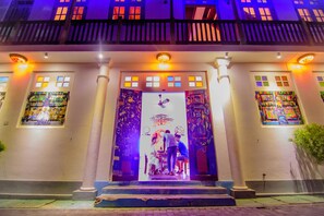 Front of property - evening/night - Antic Guesthouse (Galle)