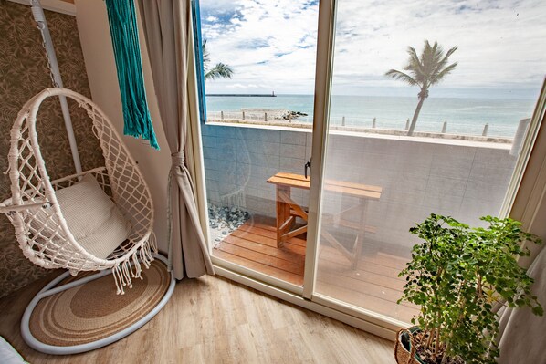 ロマンティック キャビン | デスク、遮光カーテン、防音設備、WiFi (無料)