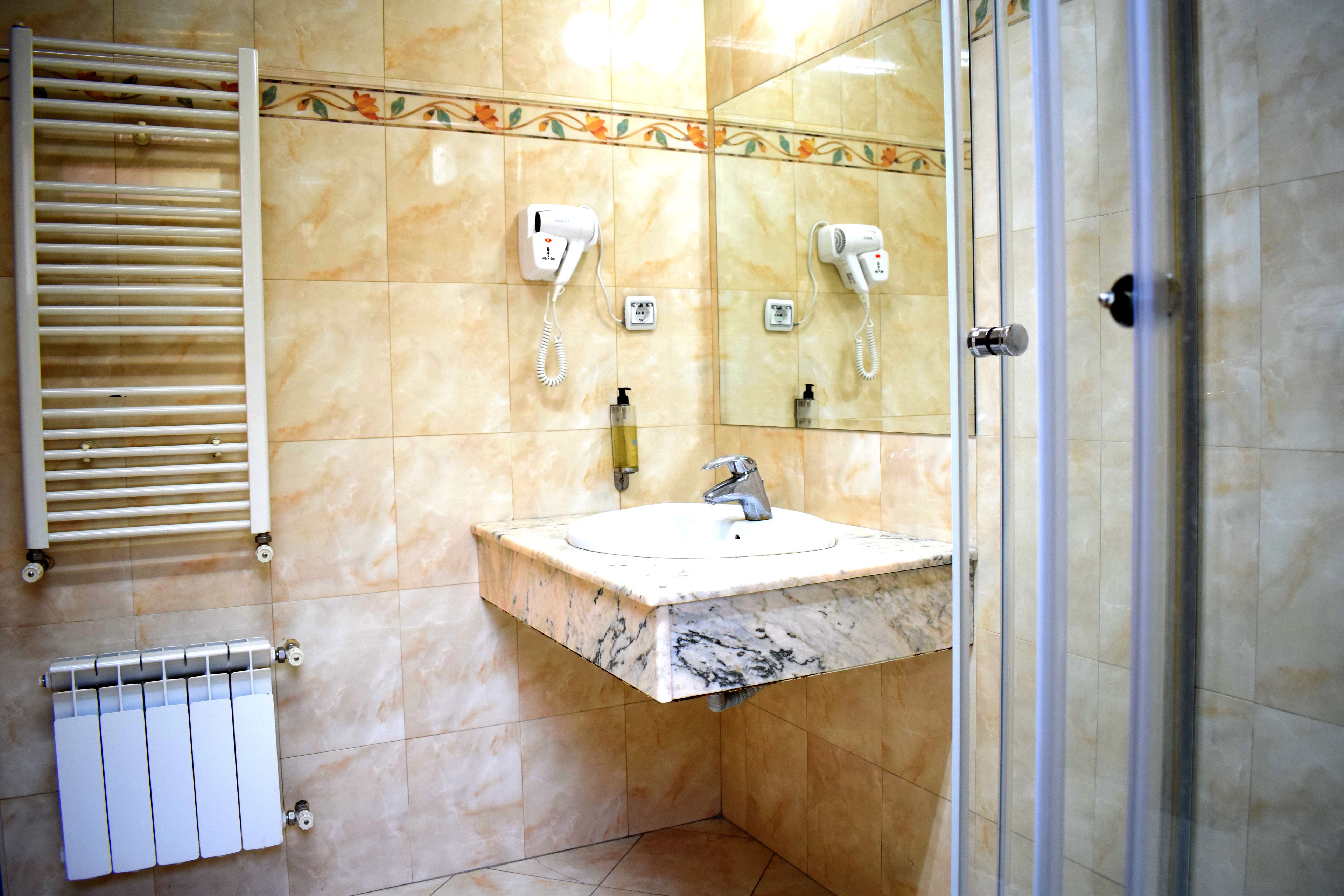 Foto - Hotel Aristocrat & Fish Restaurant